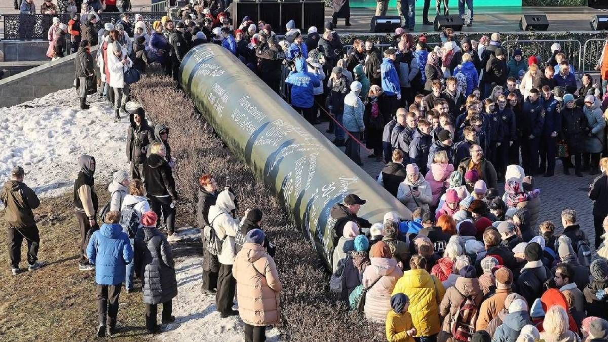 В России освятили кусок трубы в честь солдат, погибших в газопроводе Суджи