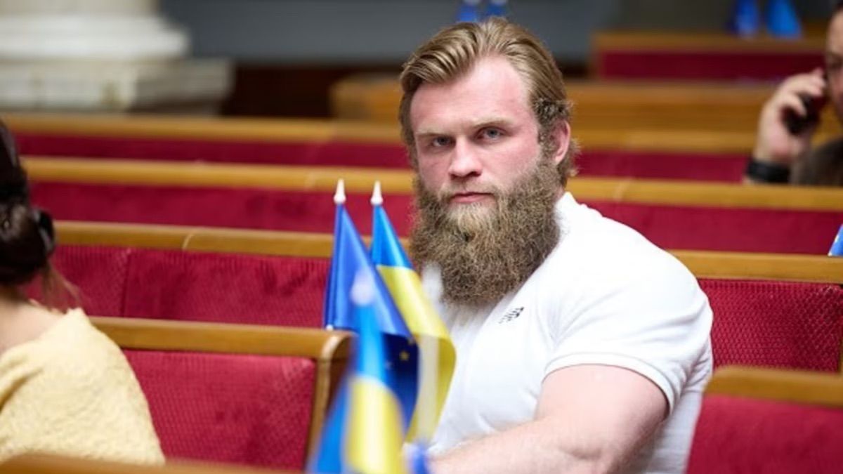 Нардеп Дмитрук, що втік з України, виступив на заході з російськими пропагандистами Нардеп Дмитрук, що втік з України, виступив на заході з російськими пропагандистами