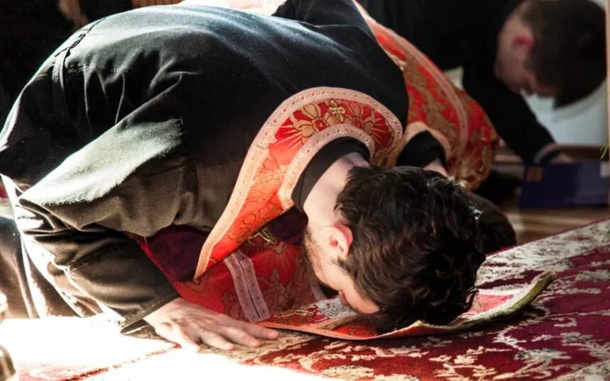 Когда нельзя бить поклоны Когда нельзя бить поклоны