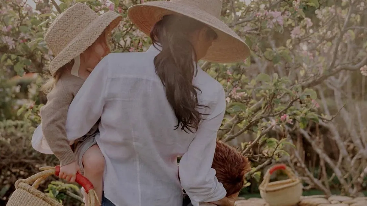 Меган Маркл з дітьми Меган Маркл з дітьми