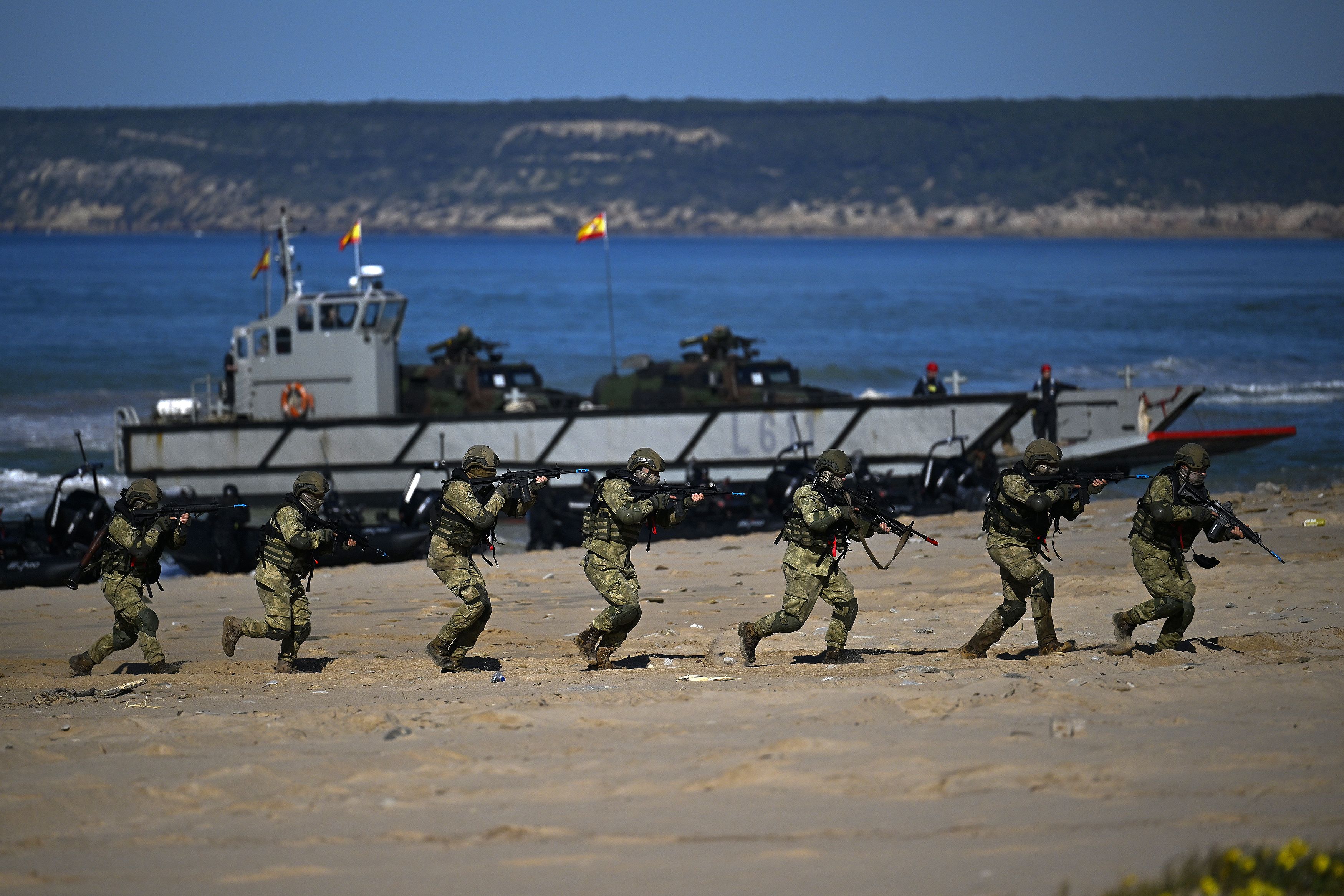 Вывезет ли Европа миротворческий контингент в Украине без США - новости Украины - 24 Канал Вывезет ли Европа миротворческий контингент в Украине без США - новости Украины - 24 Канал