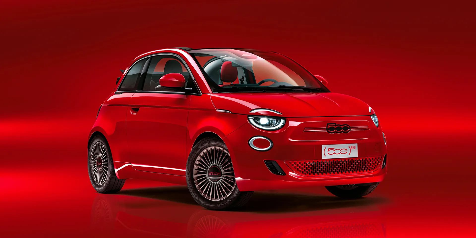 Билл Гейтс ездит на Fiat 500e RED Edition Билл Гейтс ездит на Fiat 500e RED Edition