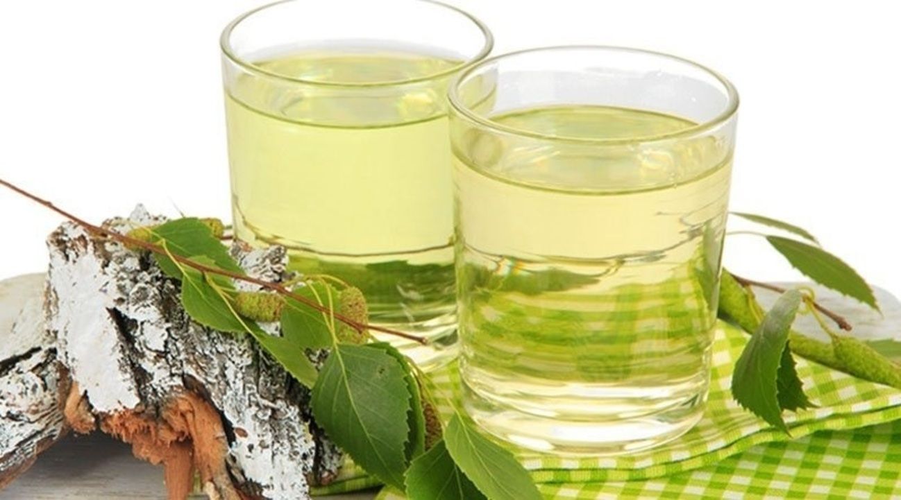 Робимо березовий сік з цукерками Робимо березовий сік з цукерками