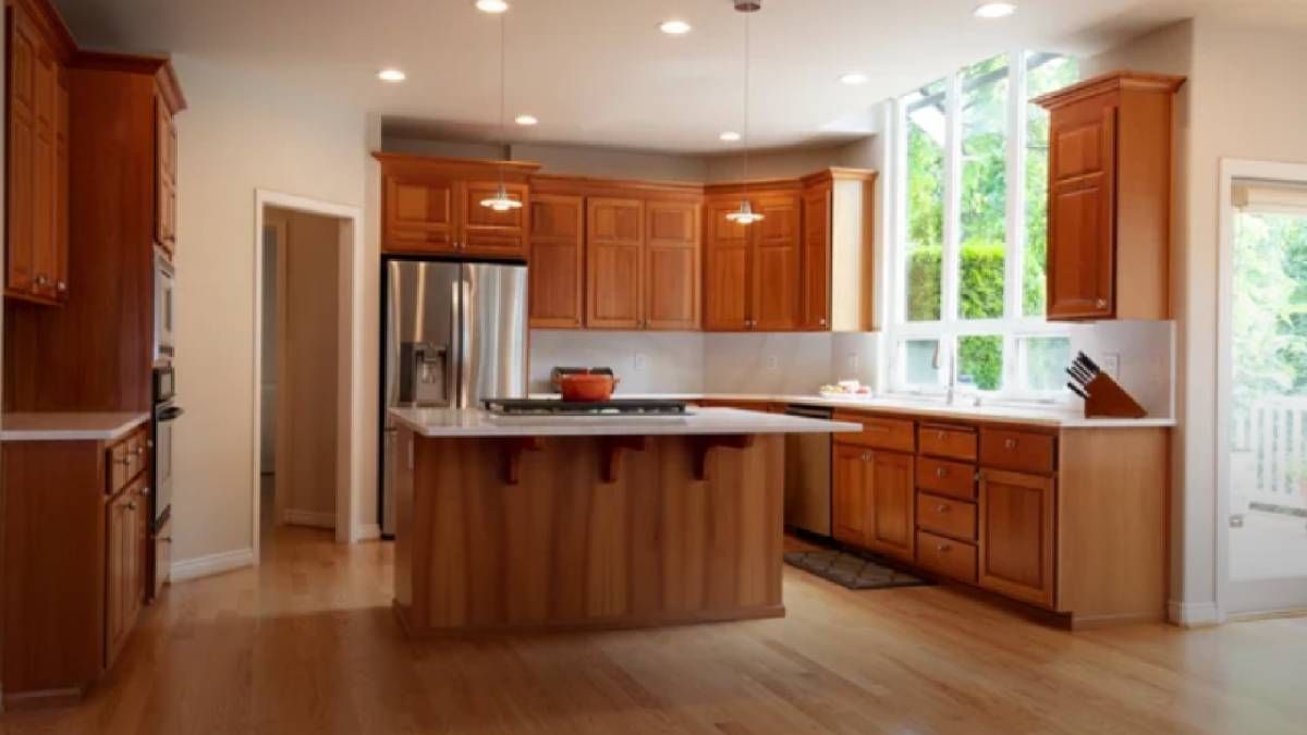 Не поєднуйте дубові шафи із холодними зеленими відтінками на кухні Не поєднуйте дубові шафи із холодними зеленими відтінками на кухні