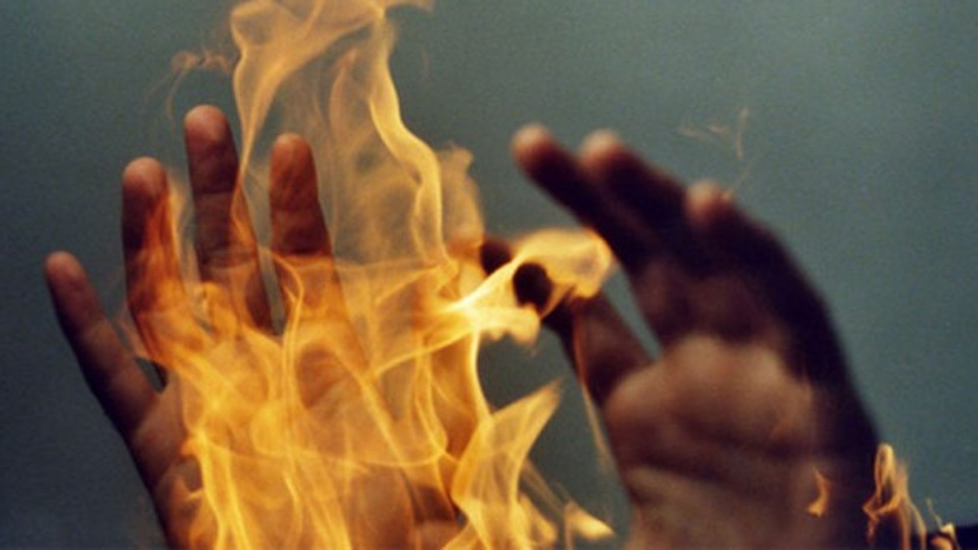 В Польше украинец облил бензином и поджег своего начальника - 24 Канал