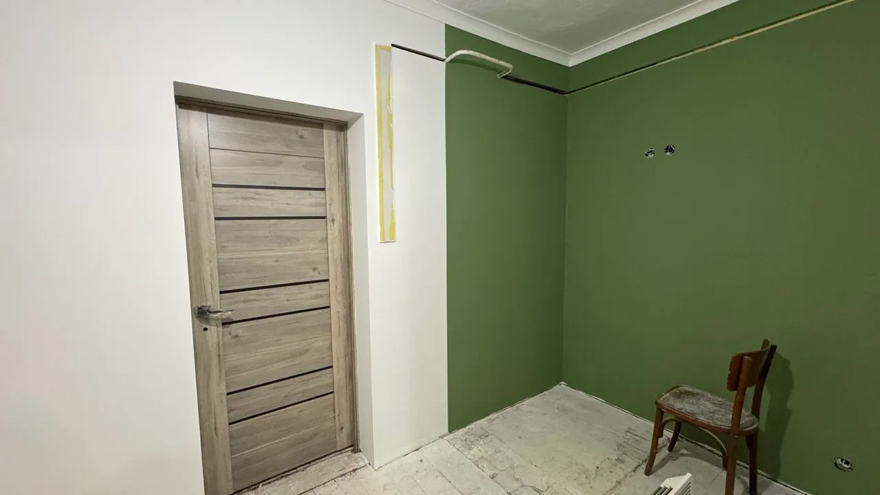 Зона для читання на місці старої печі 