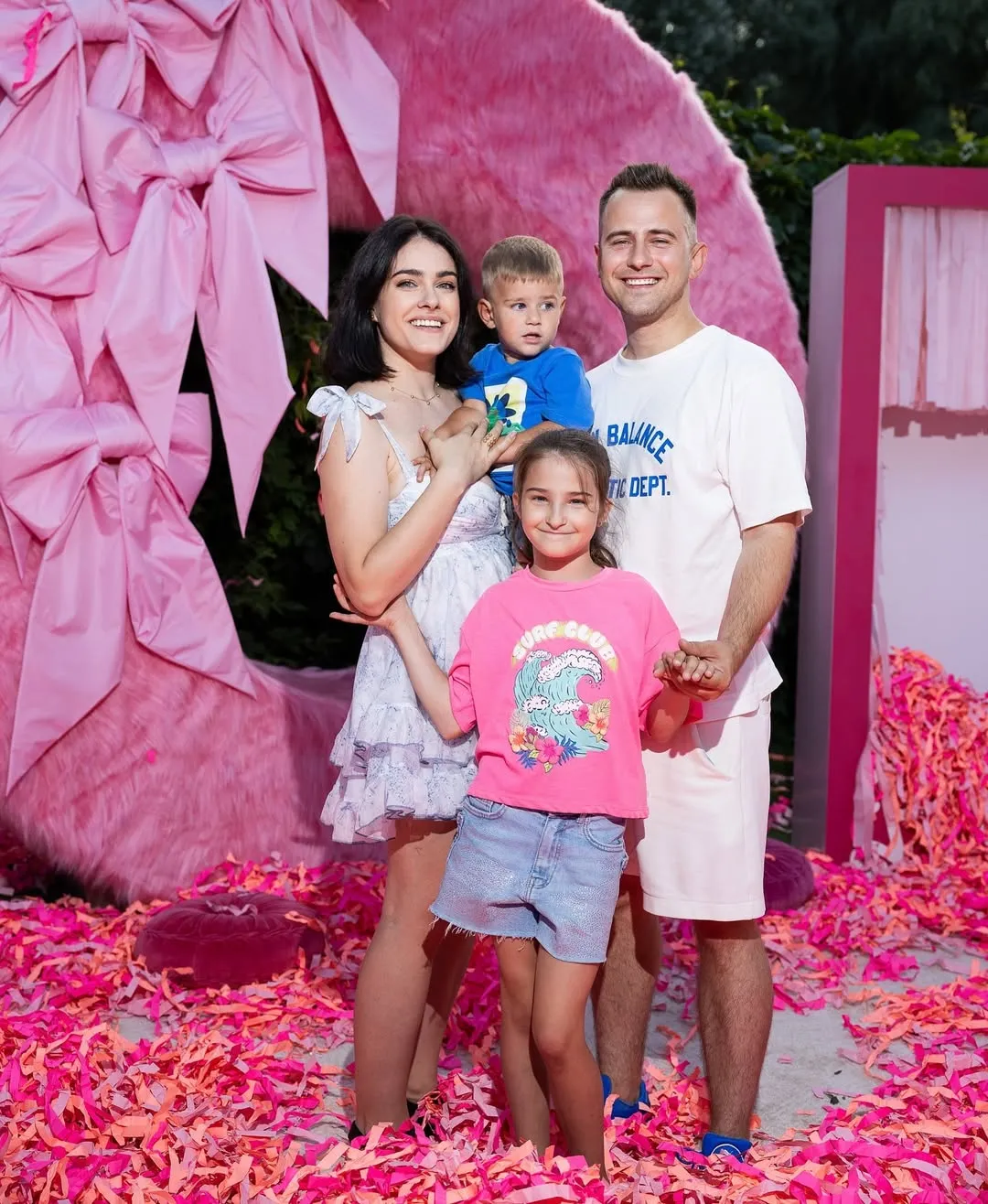 Марія Собко з родиною Марія Собко з родиною