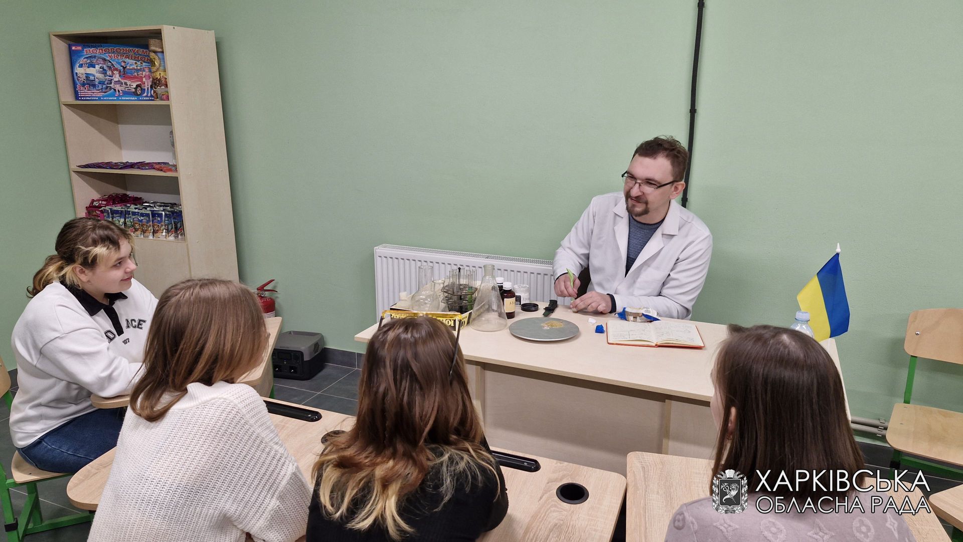 Уроки в укрытии Уроки в укрытии