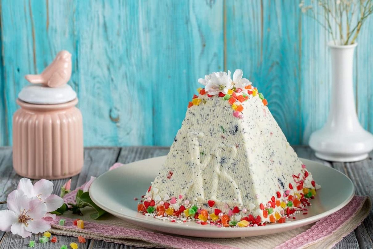 Колоритна сирна паска Колоритна сирна паска