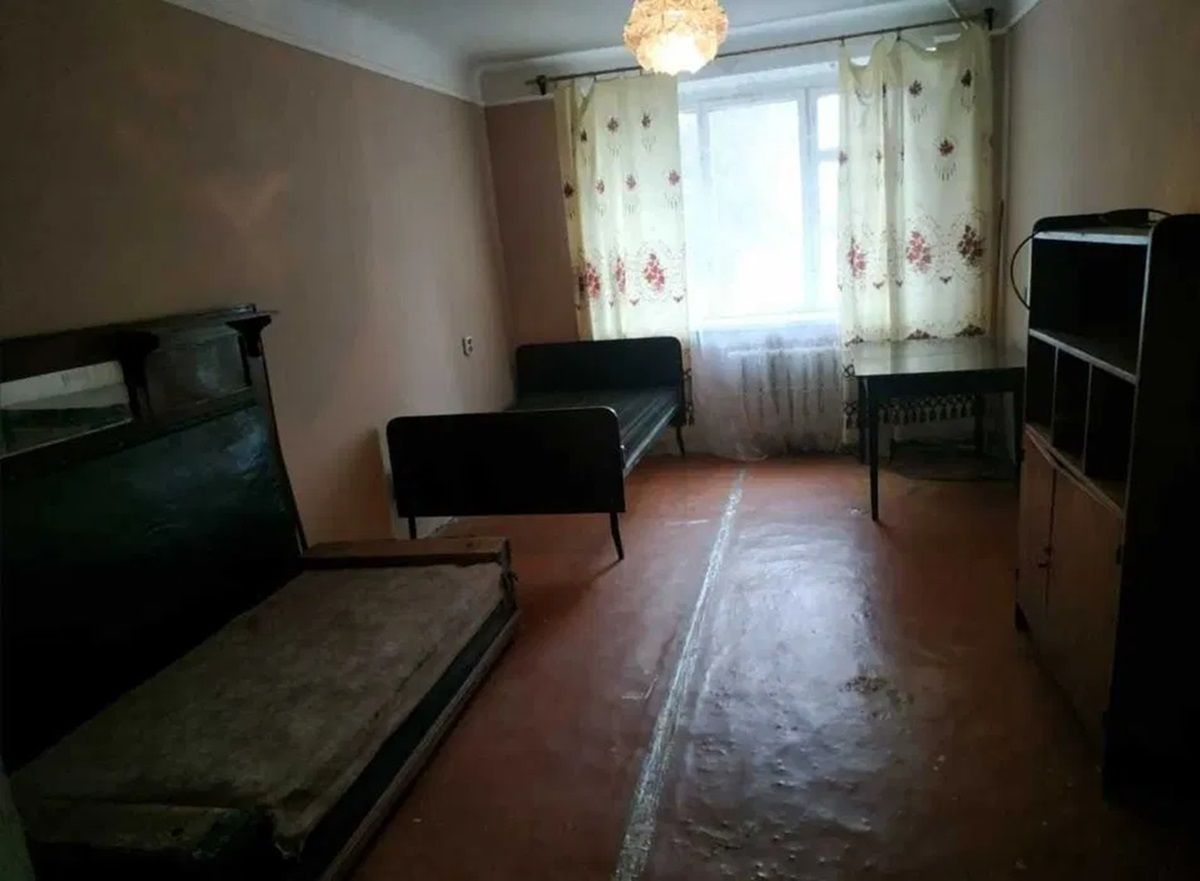 Двокімнатну квартиру здають в оренду всього за 500 гривень у місяць Двокімнатну квартиру здають в оренду всього за 500 гривень у місяць