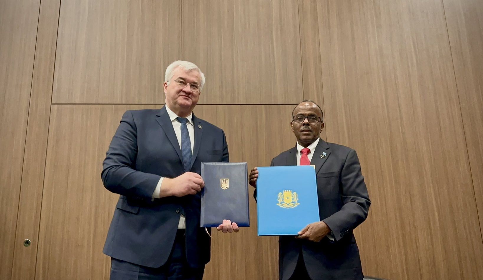 Украина установила дипотношения с Сомали - 24 Канал Украина установила дипотношения с Сомали - 24 Канал