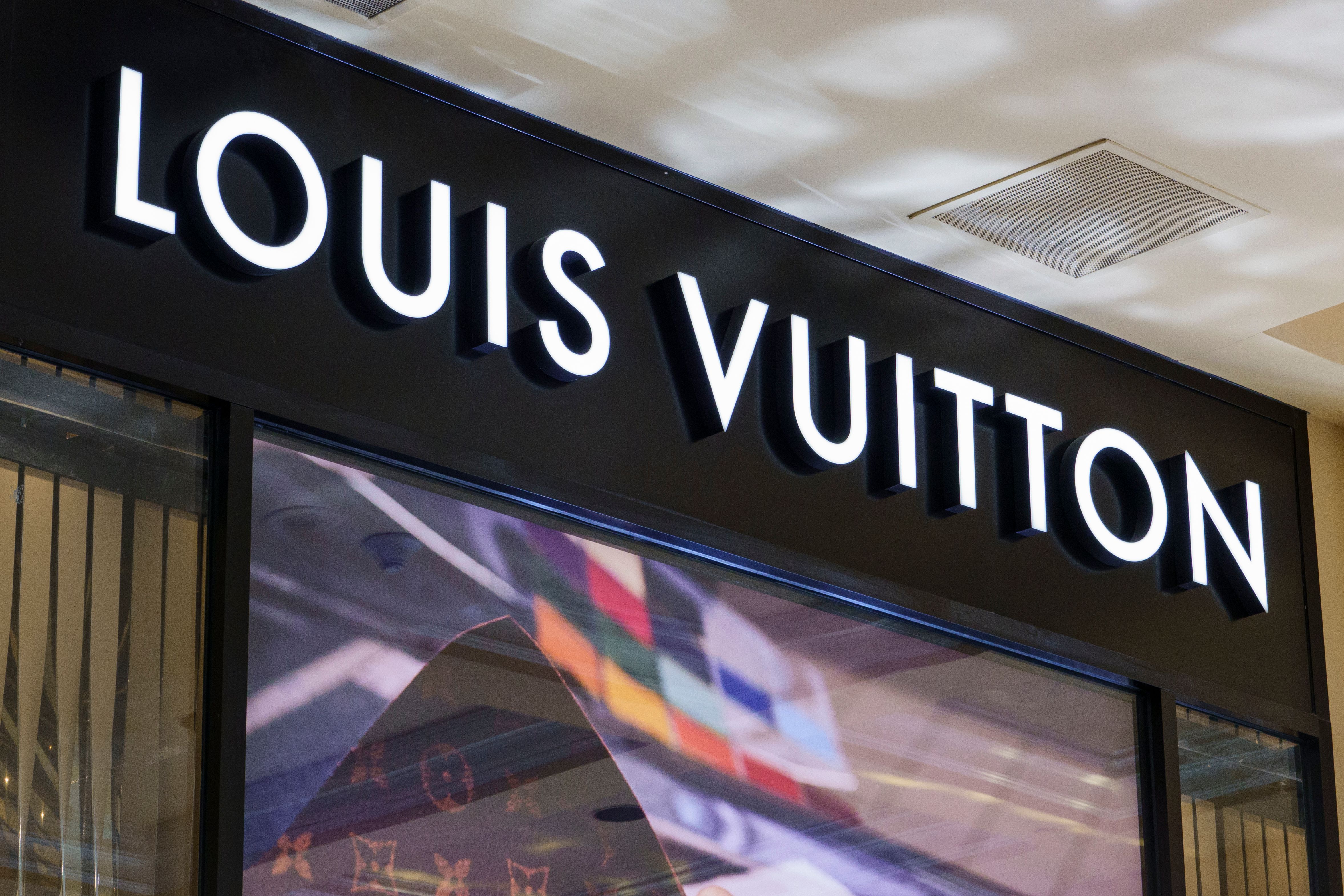 Louis Vuitton Louis Vuitton