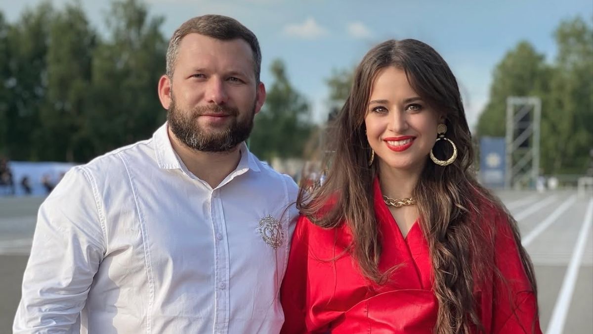 Славия со своим возлюбленным Славия со своим возлюбленным