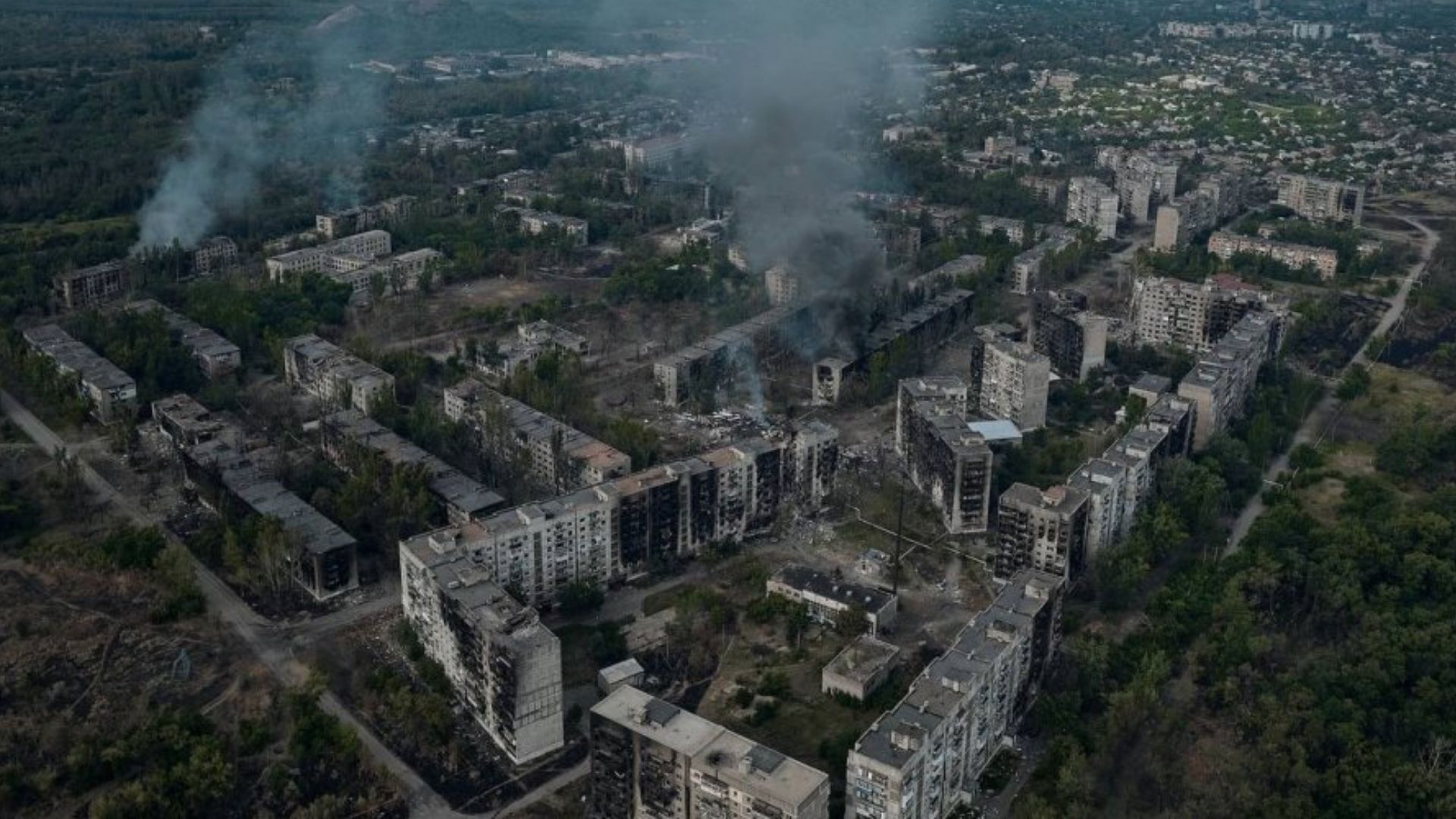 У Торецьку тривають вуличні бої - 24 Канал