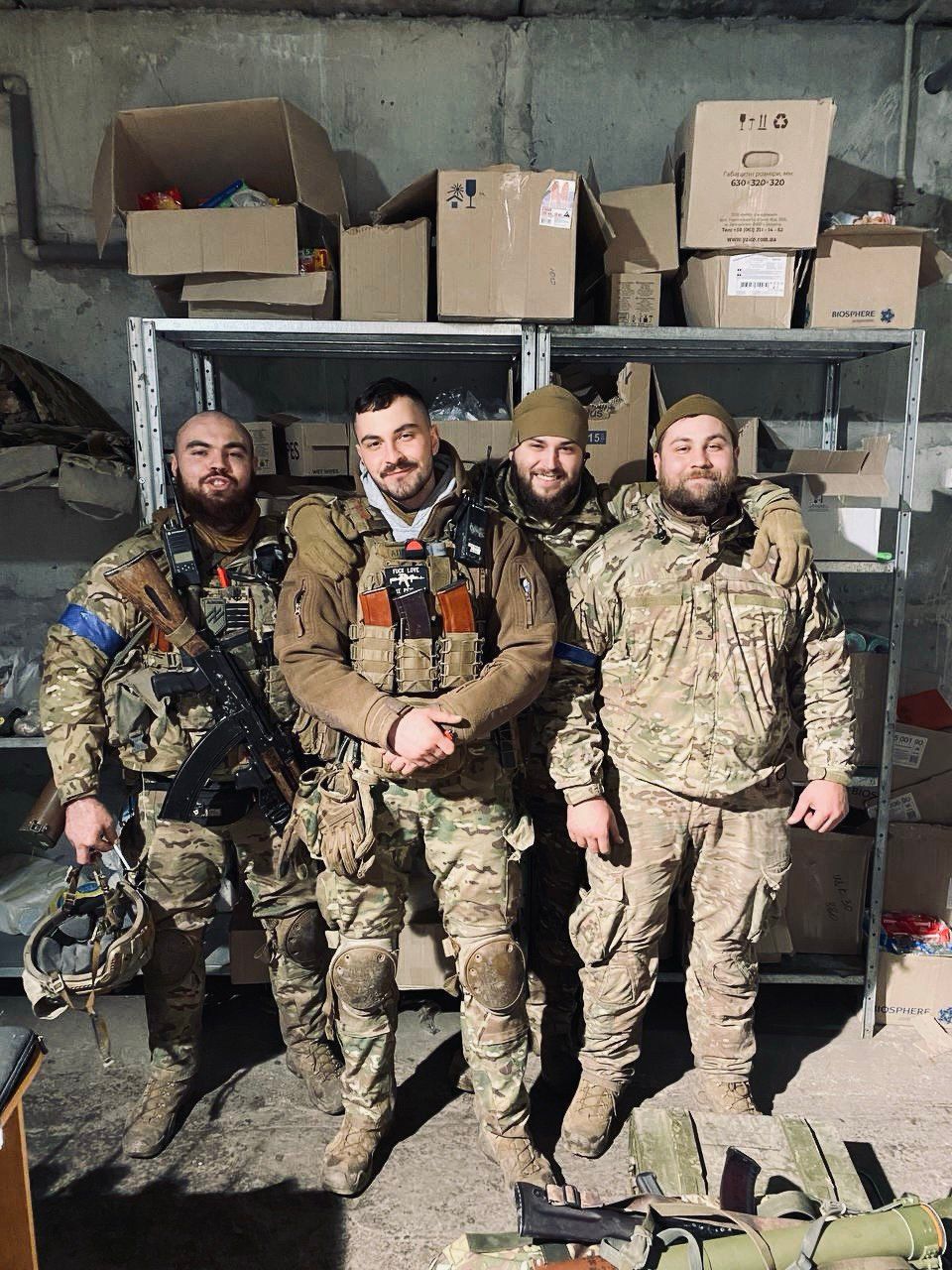 бійці Азову в Маріуполі