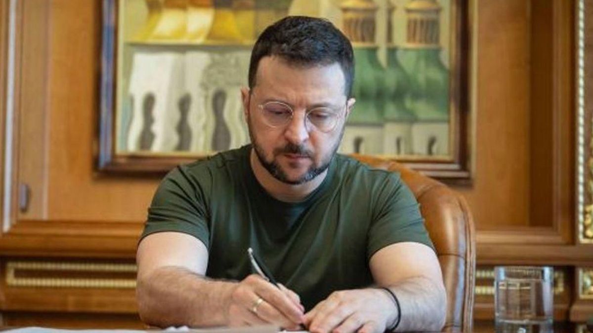 Які нові військові адміністрації в Донецькій області утворив Зеленський Які нові військові адміністрації в Донецькій області утворив Зеленський