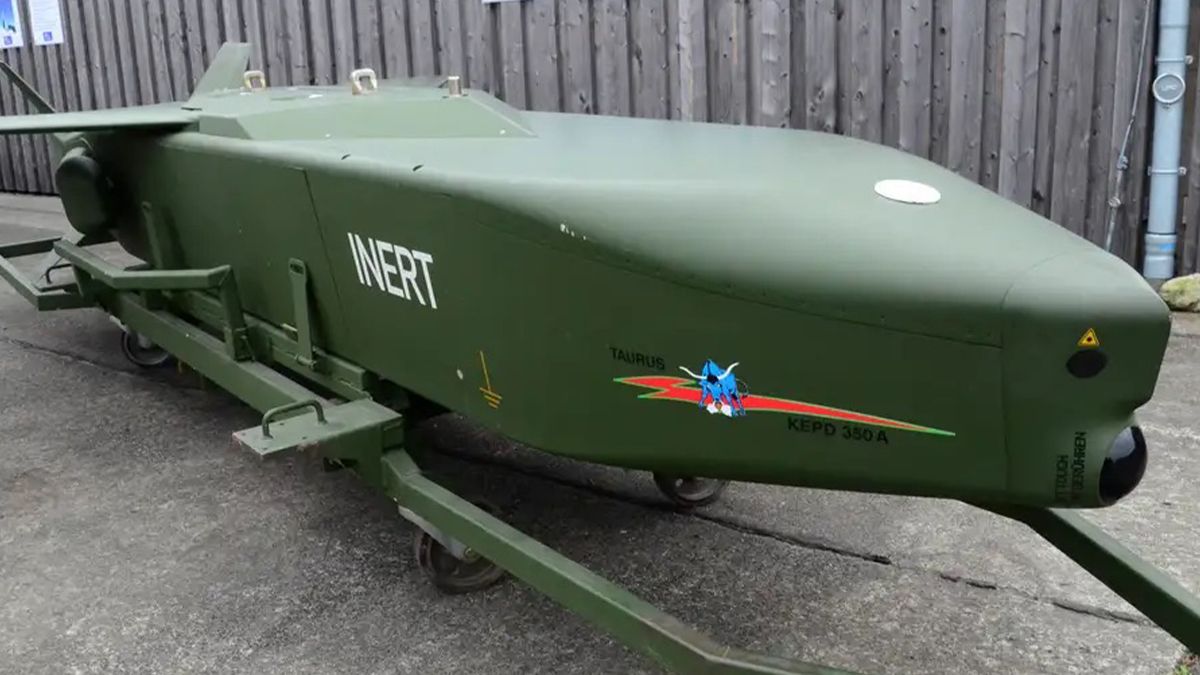 Почему у Шольца верят, что Мерц не будет отправлять Taurus Украине