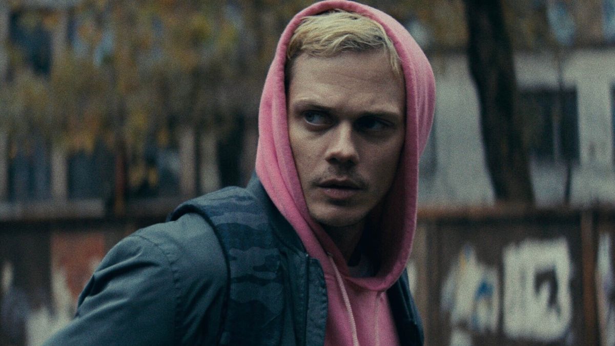 Фильм "Под замком"