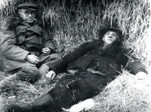 Остап Вишня и Максим Рыльский Остап Вишня и Максим Рыльский