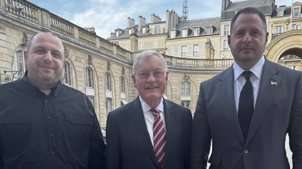 Кэллог встретился с Ермаком и Умеровым Кэллог встретился с Ермаком и Умеровым