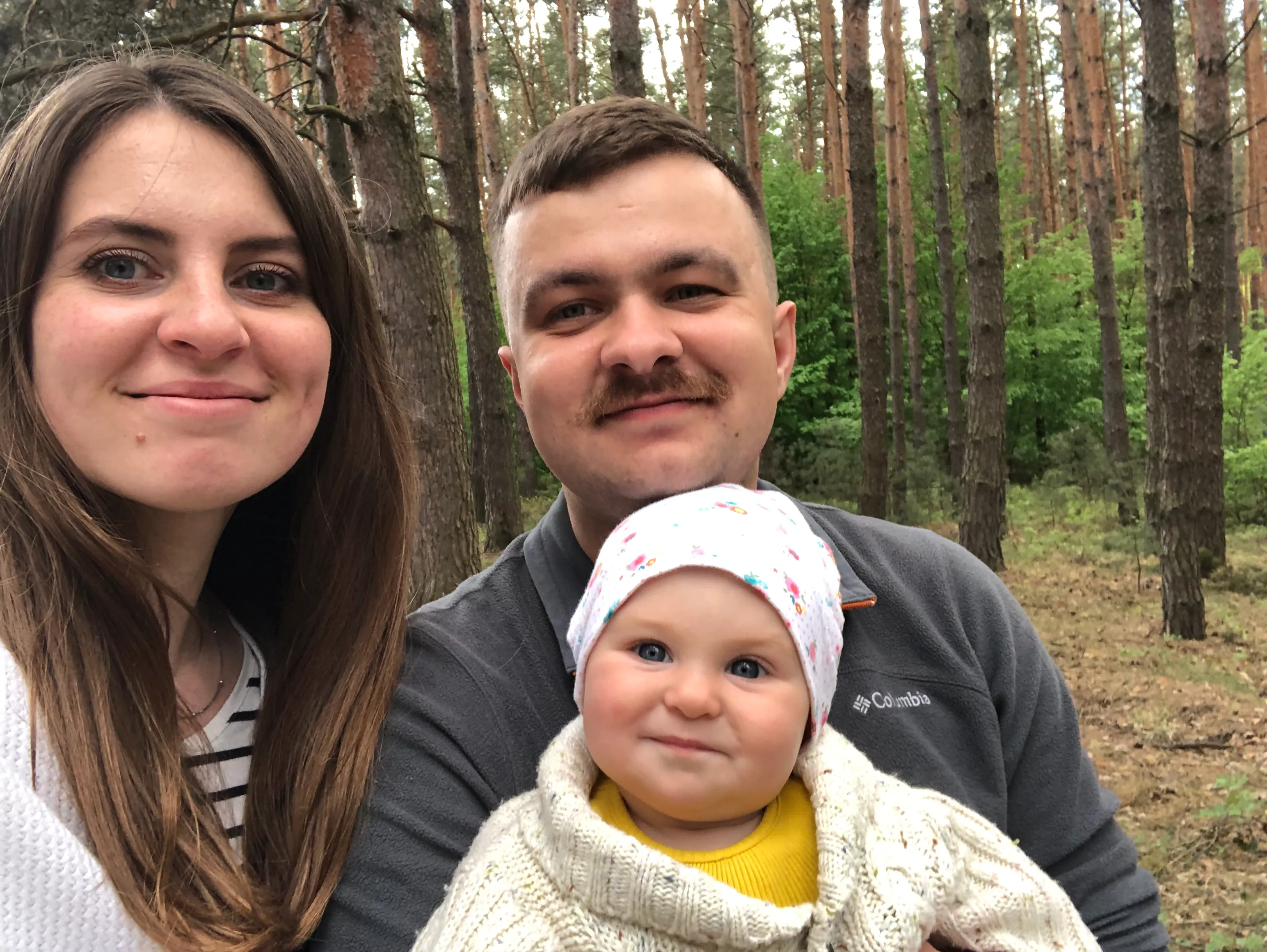 Пара с дочкой Пара с дочкой