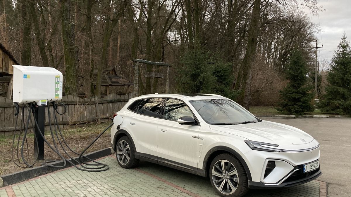 В Україні назвали регіони-лідери з реєстрацій електромобілів - Бізнес В Україні назвали регіони-лідери з реєстрацій електромобілів - Бізнес