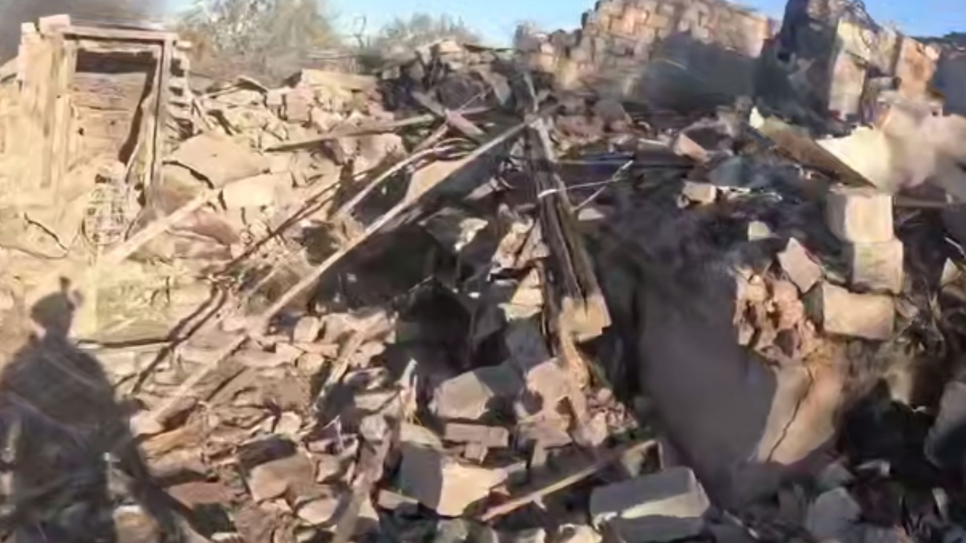 Наслідки авіаудару по Констянтинівці