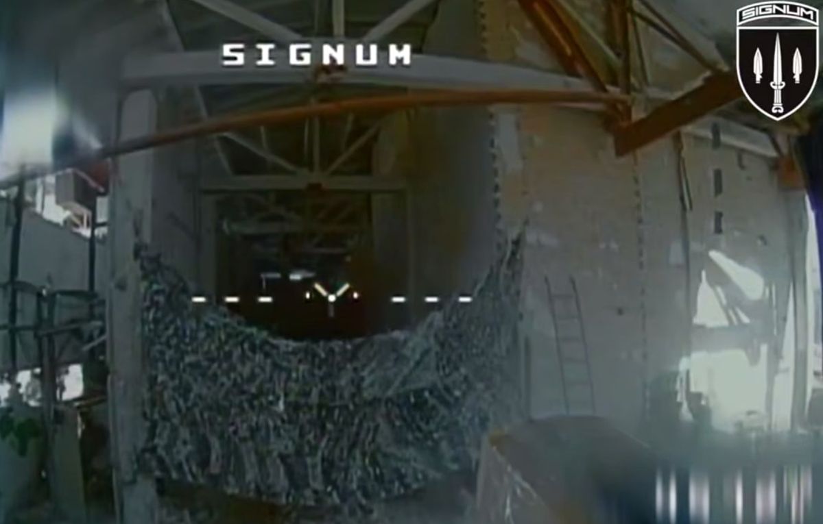 ВСУ уничтожили новейший российский танк Т-80БВМ - машина была спрятана - видео - 24 Канал ВСУ уничтожили новейший российский танк Т-80БВМ - машина была спрятана - видео - 24 Канал