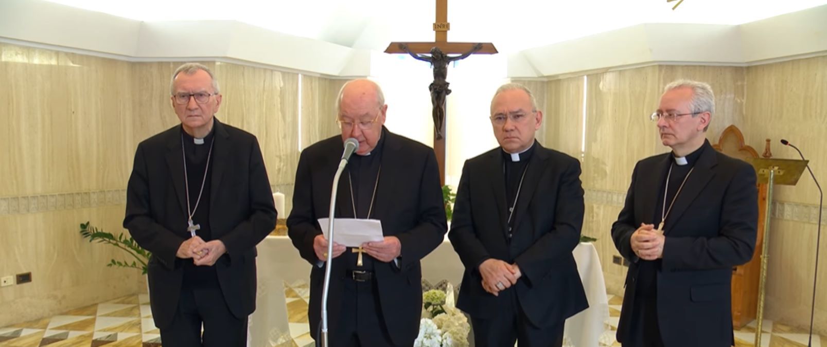 Объявление о смерти Папы