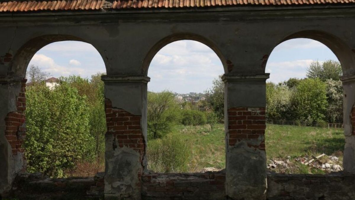 Стало известно, что будет с Митрополичьими садами