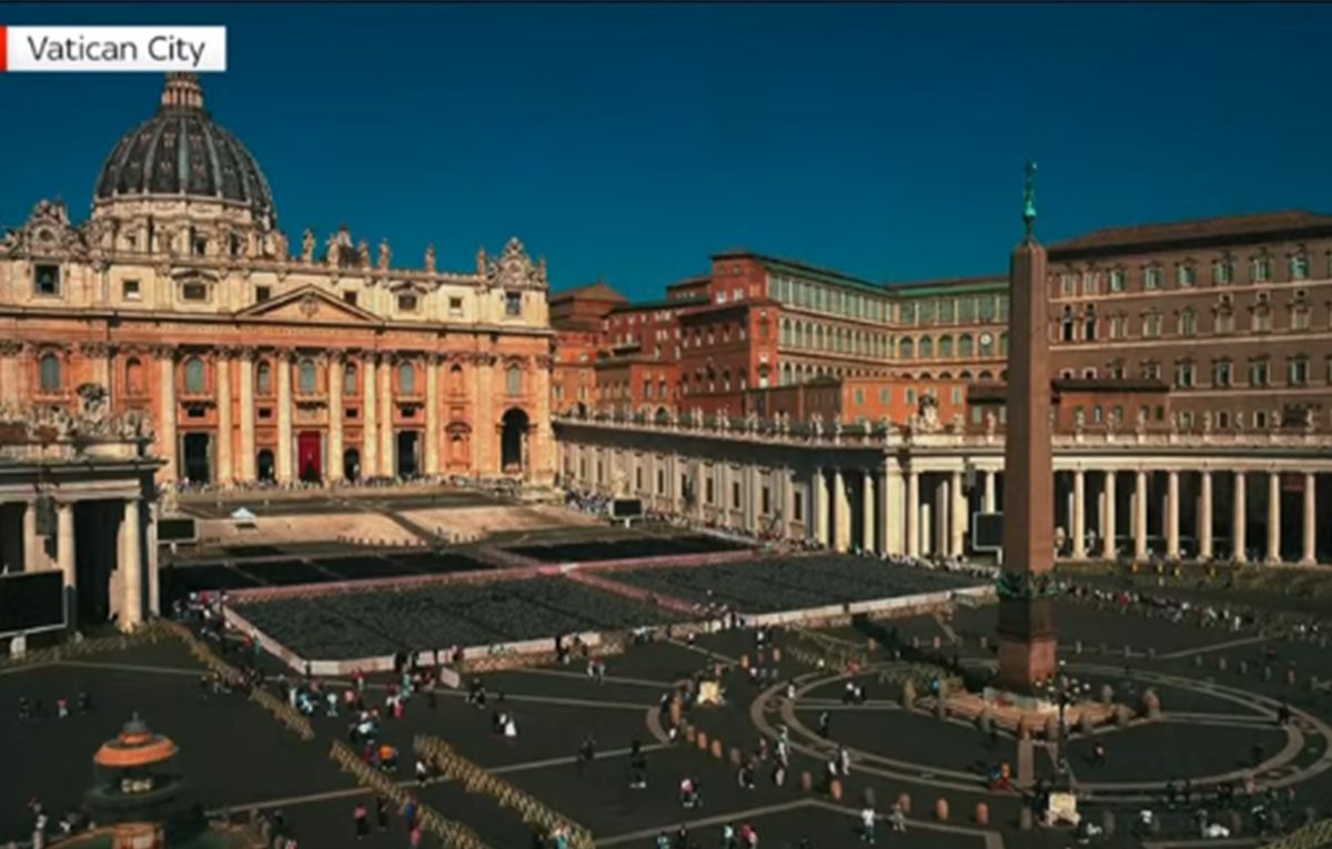 Смерть Папы Римского - когда тело перенесут в базилику святого Петра - 24 Канал Смерть Папы Римского - когда тело перенесут в базилику святого Петра - 24 Канал