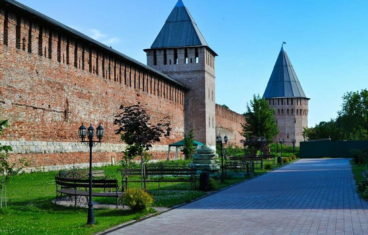 Сікорський заявив, що Польща могла би претендувати на Смоленськ - 24 Канал Сікорський заявив, що Польща могла би претендувати на Смоленськ - 24 Канал