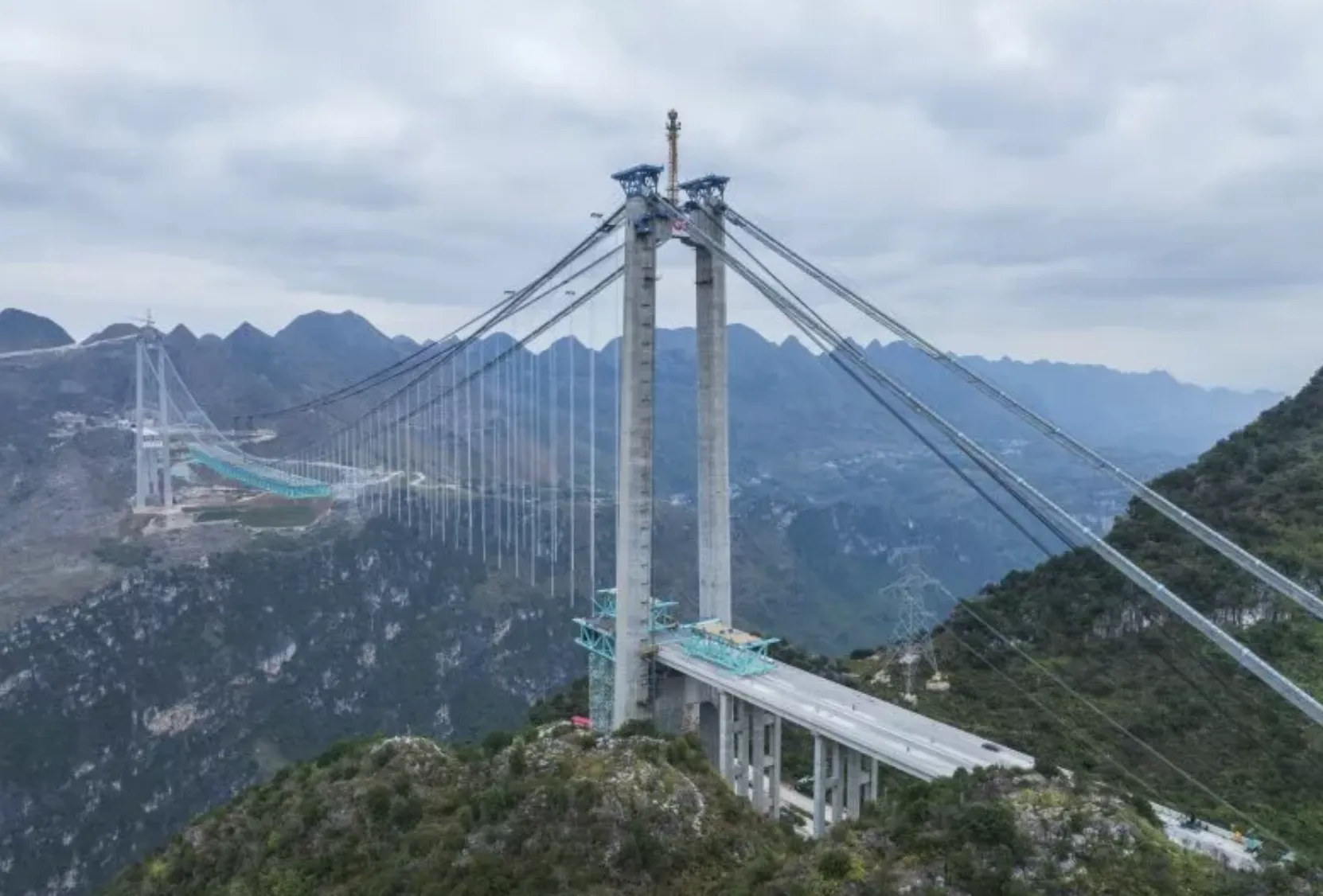 Мост Большой каньон Хуацзян Мост Большой каньон Хуацзян