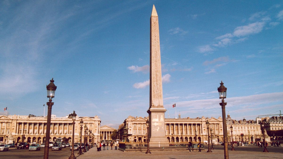 Тайные надписи на Луксорском обелиске в Париже обнаружил египтолог во время реставрации Тайные надписи на Луксорском обелиске в Париже обнаружил египтолог во время реставрации