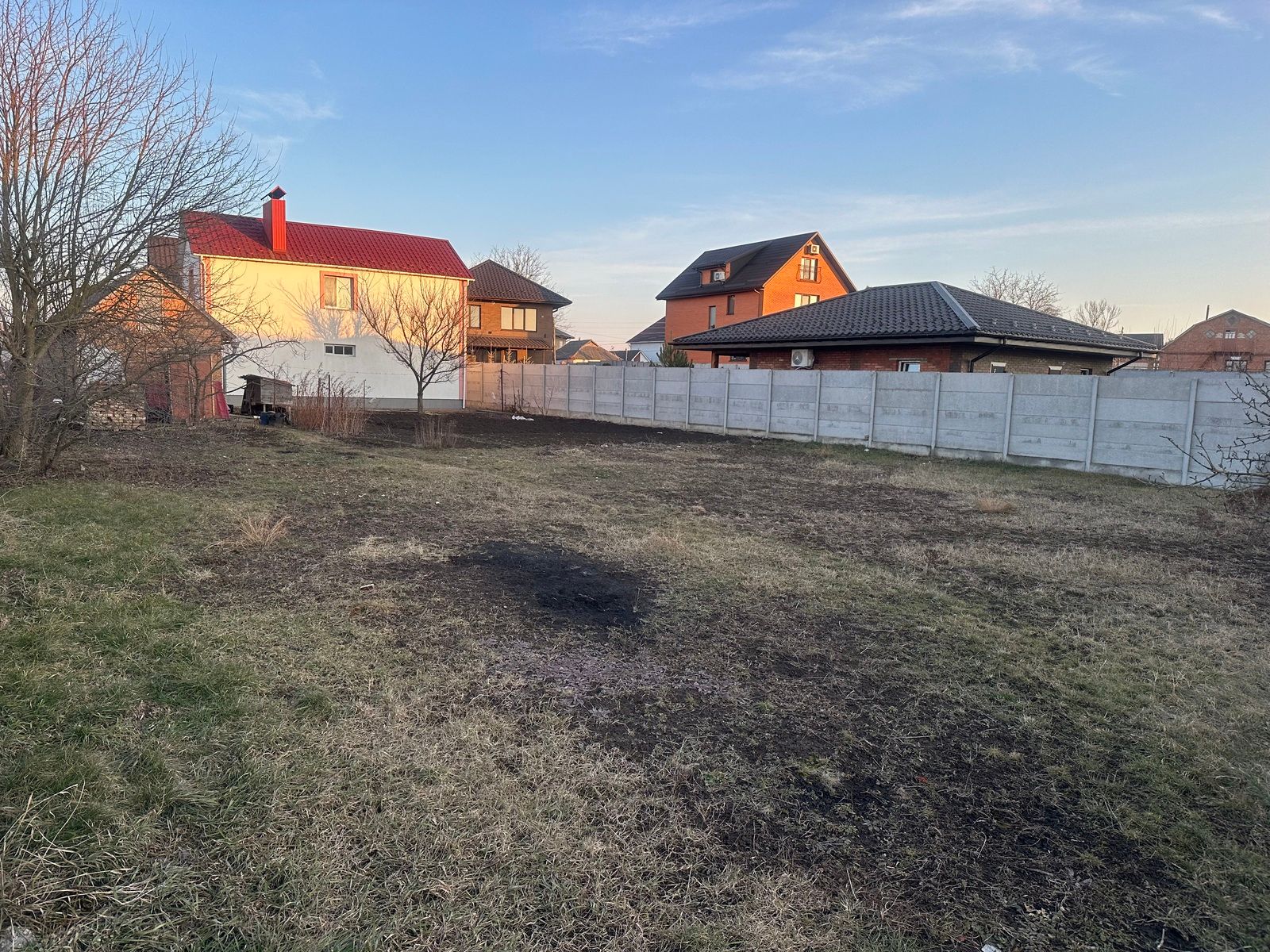 Скільки має бути від будинку до паркану Скільки має бути від будинку до паркану