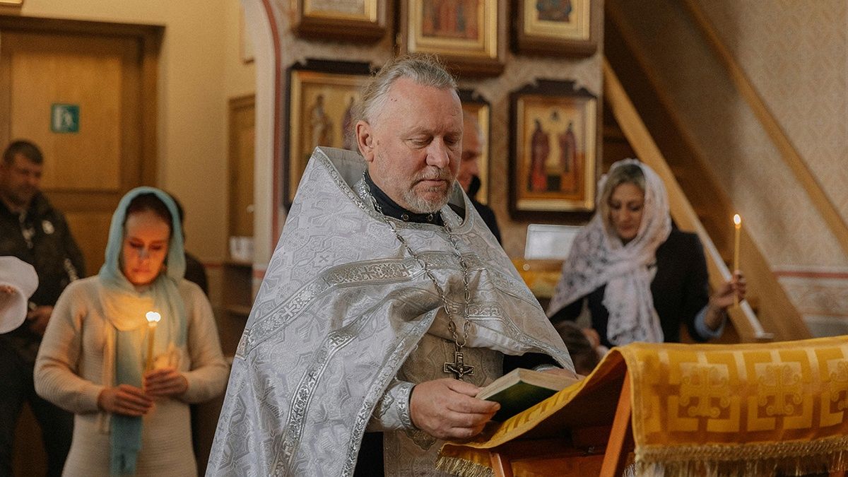 Названо речі, які не можна одягати в церкву
