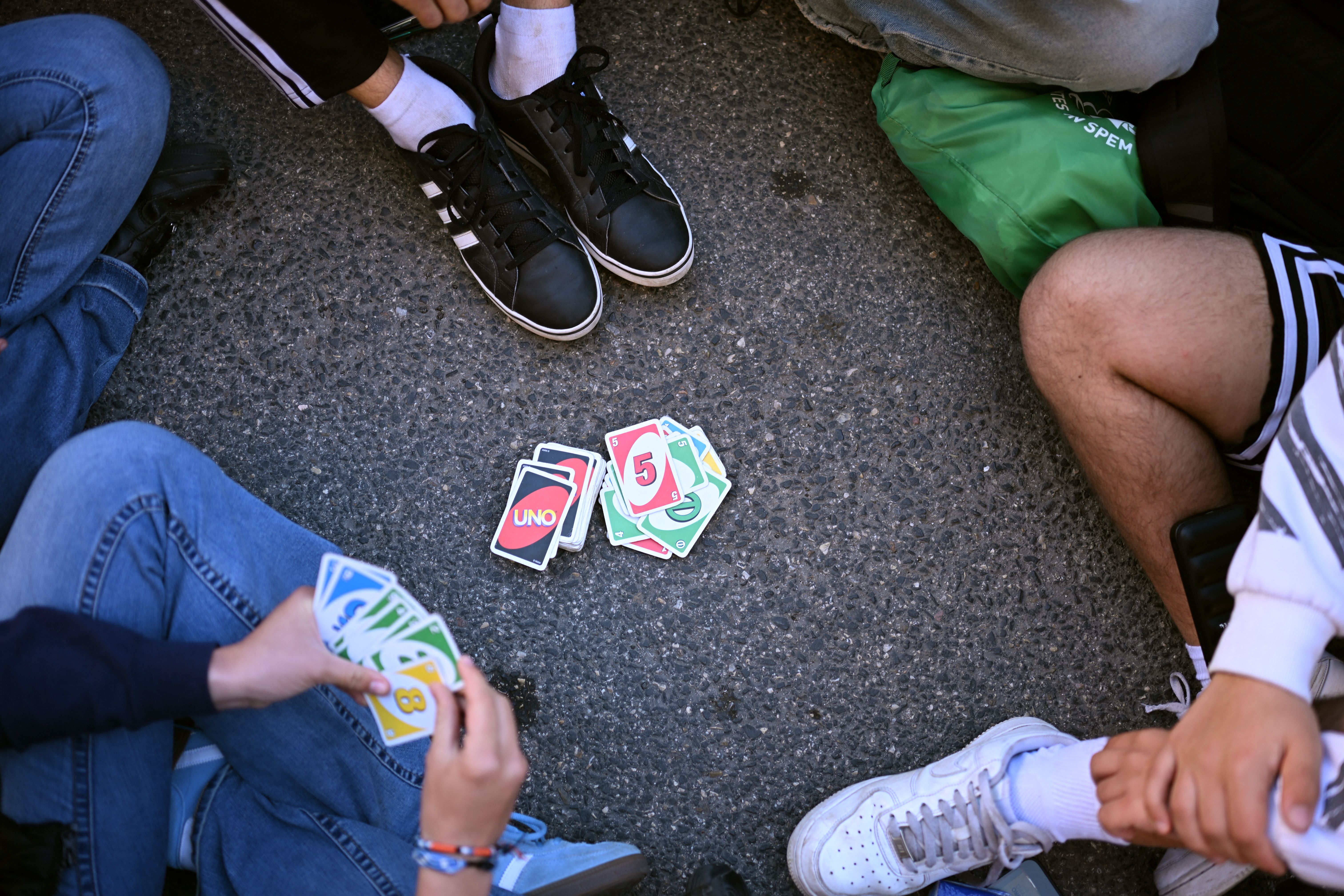 Студенты ночевали под открытым небом, чтобы успеть на прощание с Папой Франциском Студенты ночевали под открытым небом, чтобы успеть на прощание с Папой Франциском