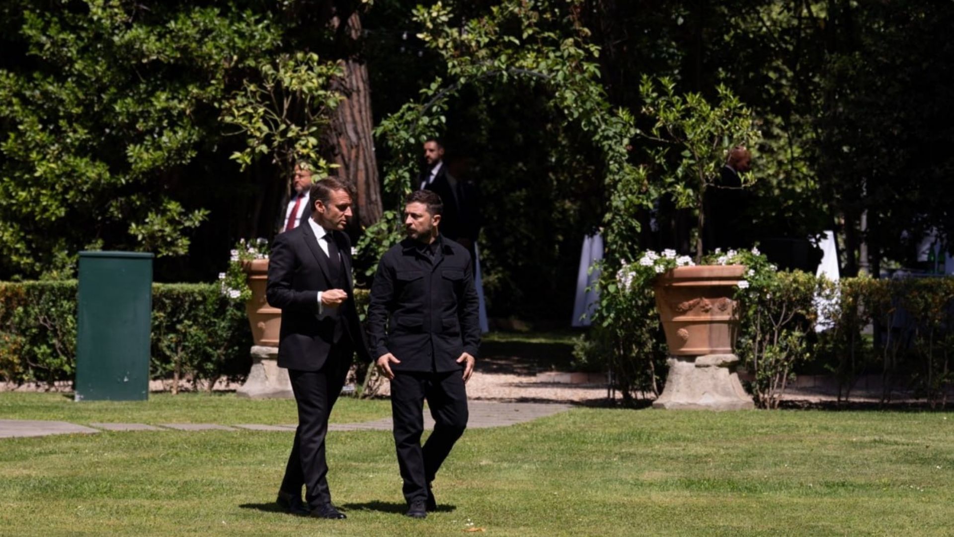 Встреча Зеленского и Макрона и Макрона Встреча Зеленского и Макрона и Макрона