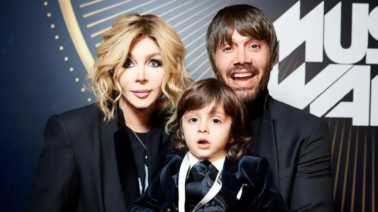 Ірина Білик з ексчоловіком Асланом Ахмадовим і сином Табрізом Ірина Білик з ексчоловіком Асланом Ахмадовим і сином Табрізом