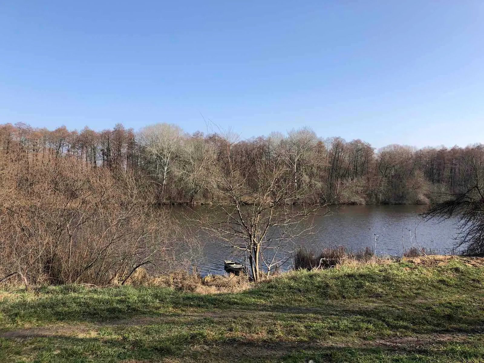 Чи можлива приватизація землі біля річки