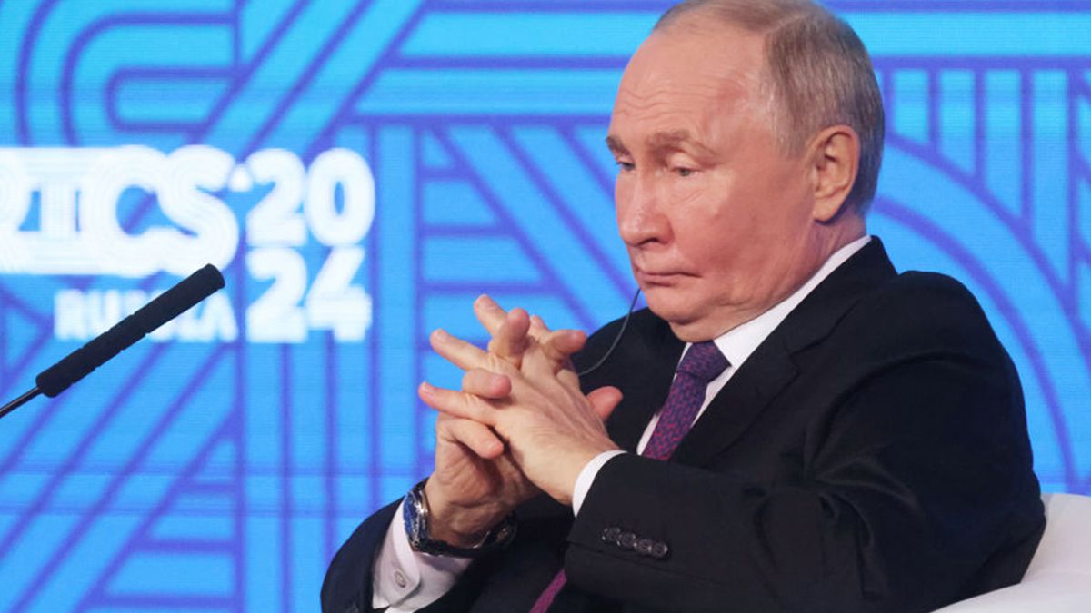 Как Украине отреагировать на очередное "перемирие" от Путина Как Украине отреагировать на очередное "перемирие" от Путина