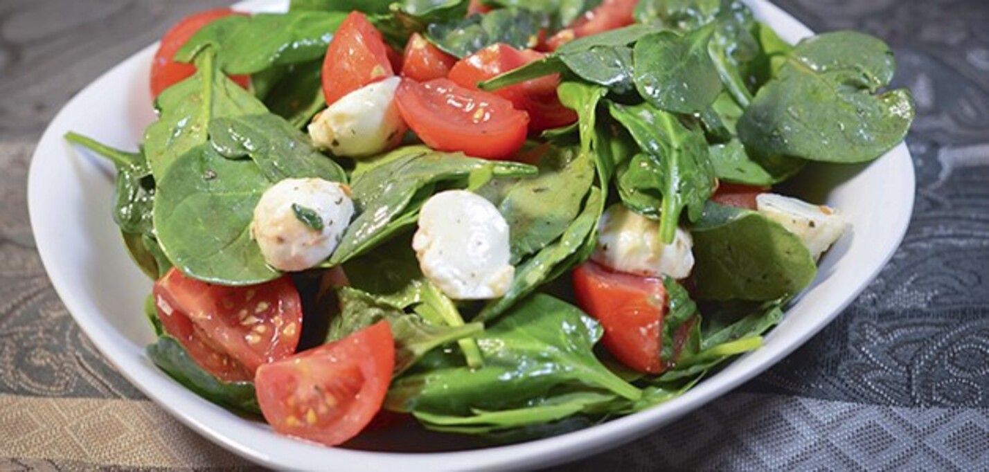 Вкусный и полезный салат с начинкой Вкусный и полезный салат с начинкой