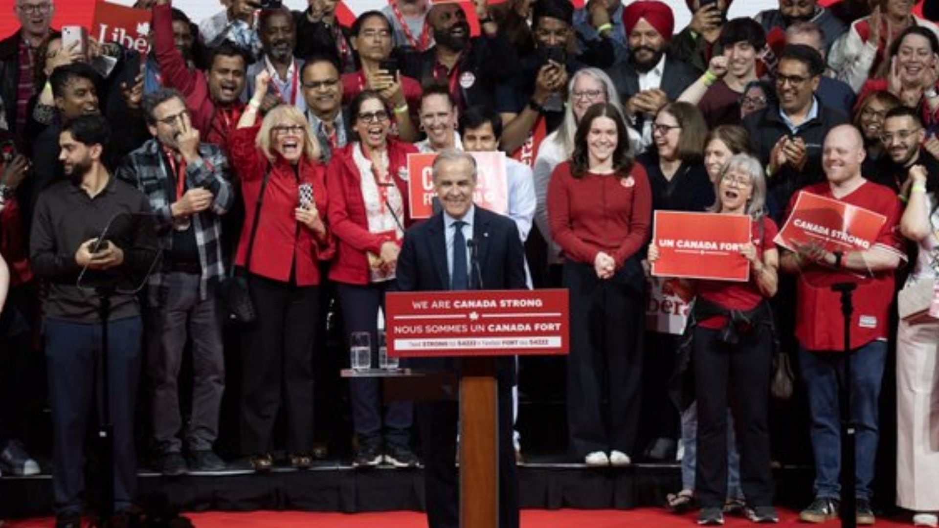 Карні виступив з переможною промовою Карні виступив з переможною промовою