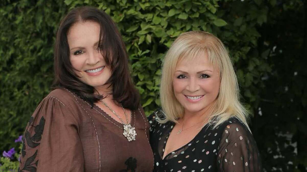 София Ротару с сестрой София Ротару с сестрой