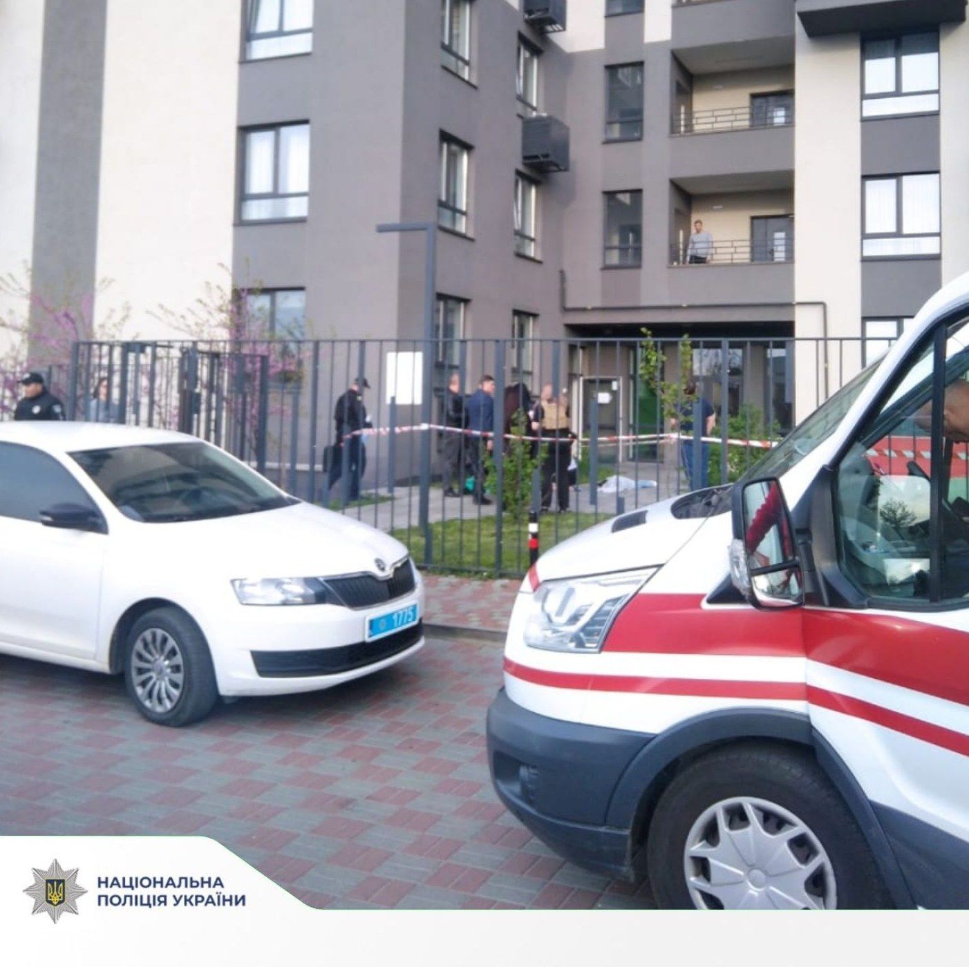 Двоє підлітків загинули внаслідок падіння з 16-го поверху Двоє підлітків загинули внаслідок падіння з 16-го поверху