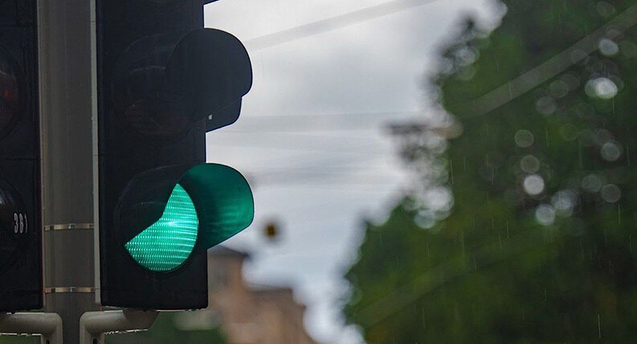 Нові правила для світлофорів з 1 травня 2025 року Нові правила для світлофорів з 1 травня 2025 року