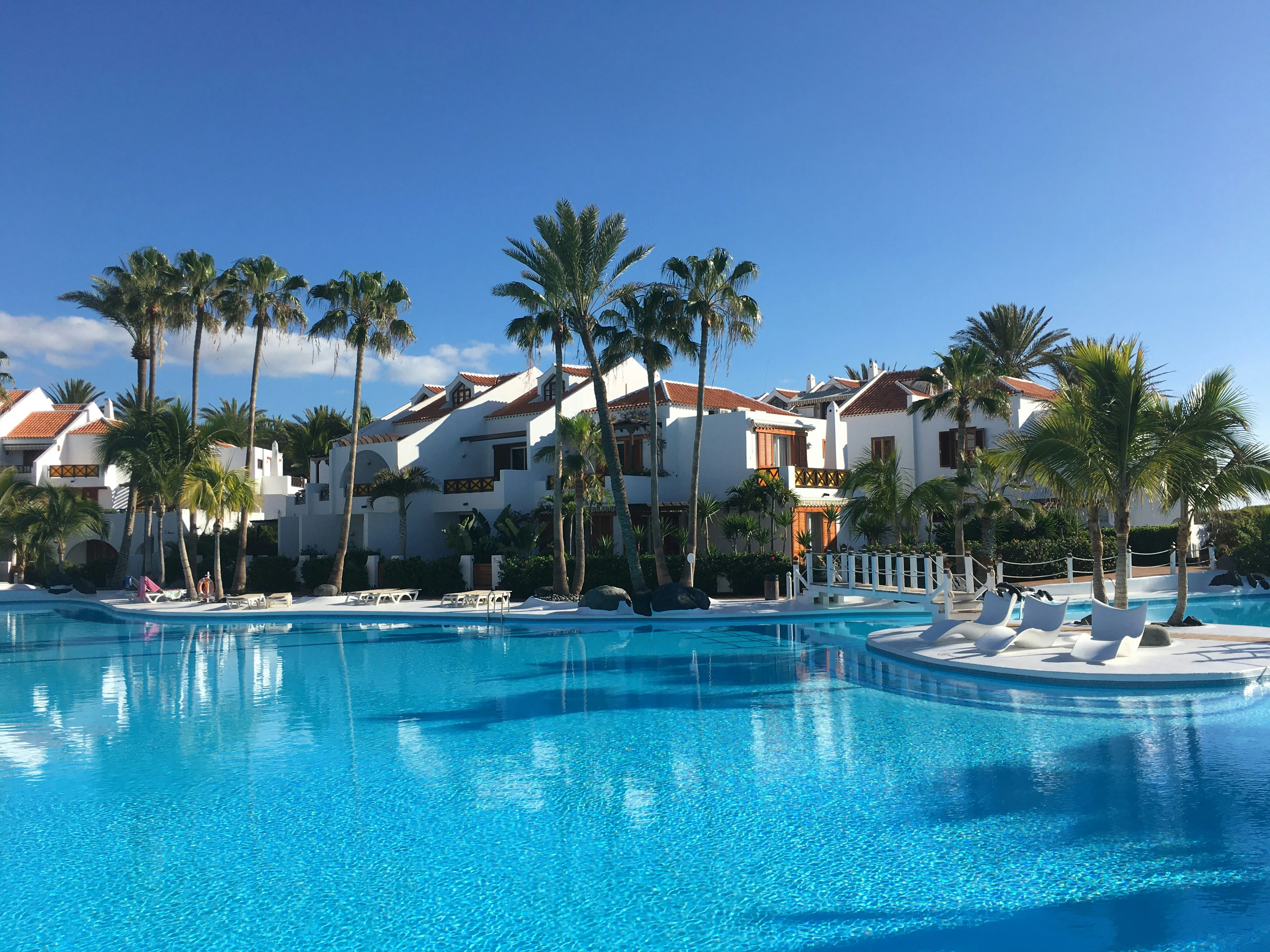 Готельєри проти збільшення податку для туристів Готельєри проти збільшення податку для туристів