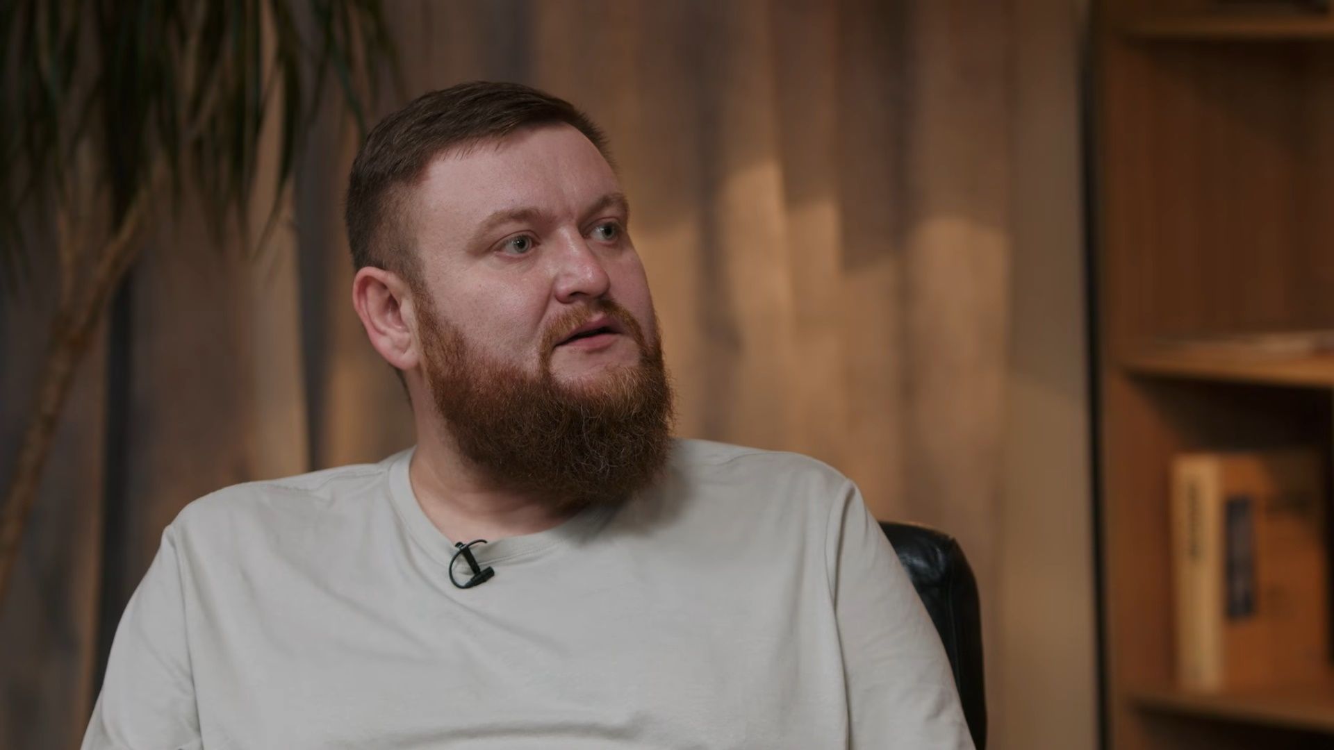 Порно видео: Үлкен жопадағы қызды сиқыған Орыс студенттерімен секс кеші