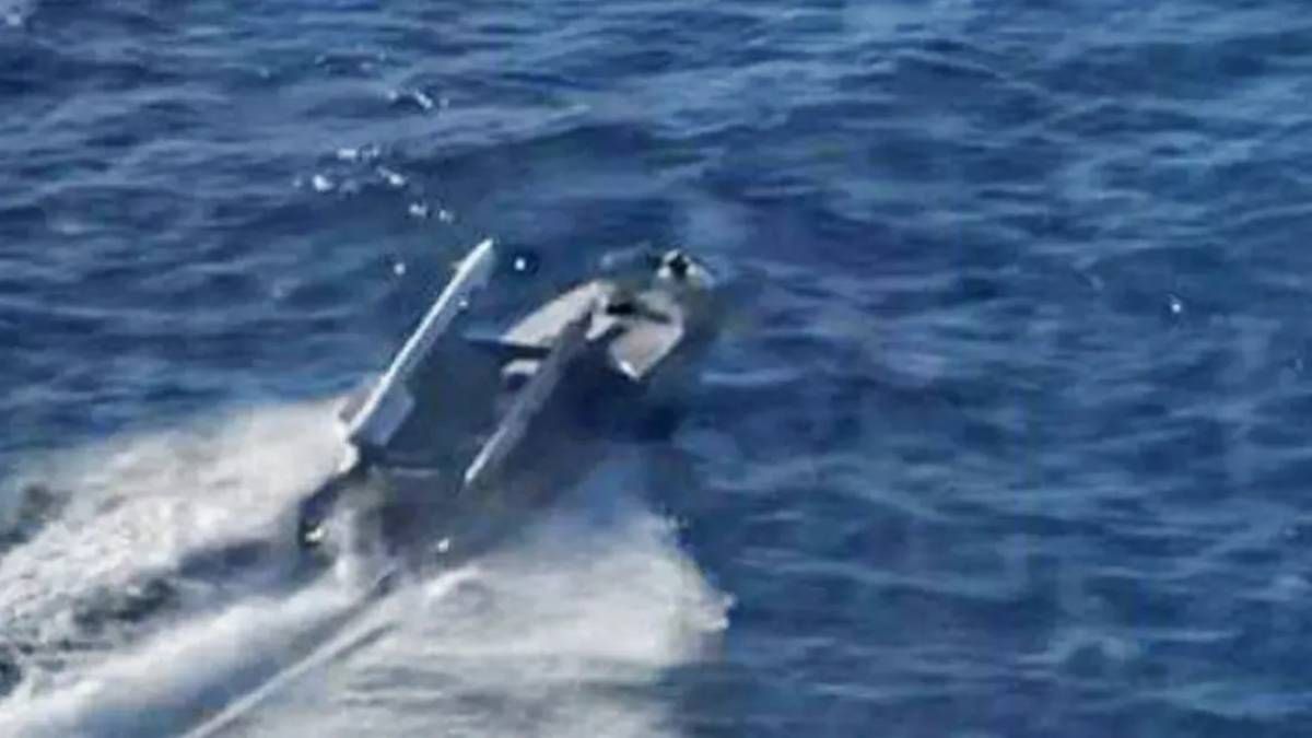 Морський дрон з ракетами Морський дрон з ракетами