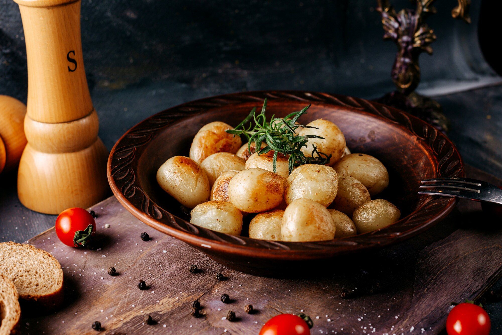 Молода картопля – чудова опція для вогню Молода картопля – чудова опція для вогню